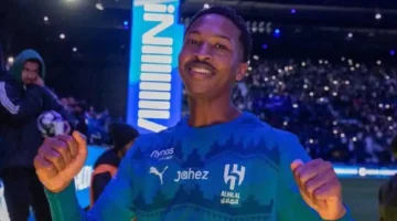 تصريح ناري رينارد.. موقف مراد هوساوي يثير جدل الهلال